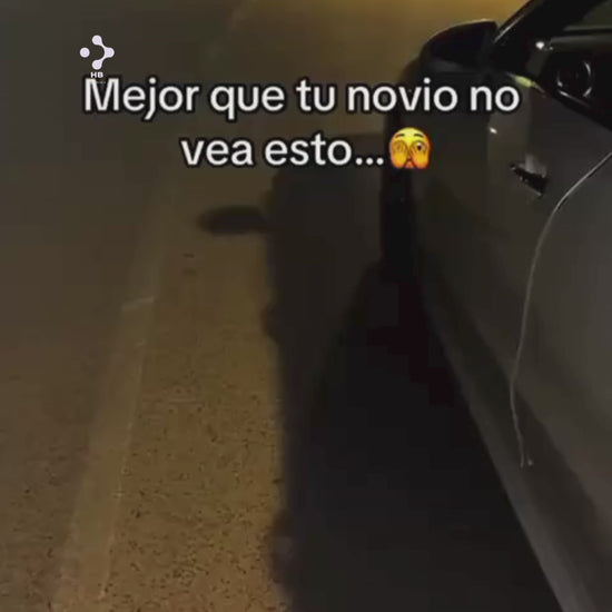 Estas luces proyectoras LED crean un efecto visual impactante al abrir la puerta, proyectando un diseño en el suelo que eleva el estilo de tu vehículo al instante.