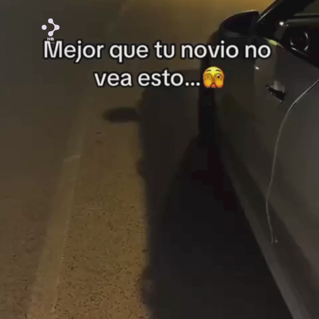Estas luces proyectoras LED crean un efecto visual impactante al abrir la puerta, proyectando un diseño en el suelo que eleva el estilo de tu vehículo al instante.